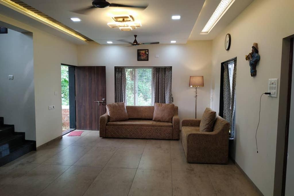 Spandan Bunglow Apartment Alibag Luaran gambar